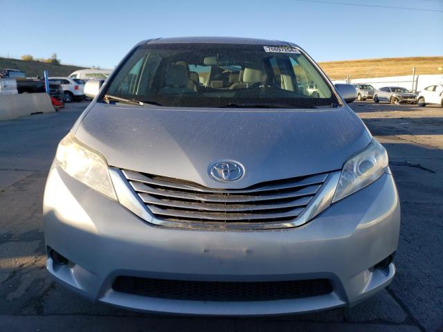 Photo 4 VIN: 5TDJK3DC9FS104643 - TOYOTA SIENNA LE 