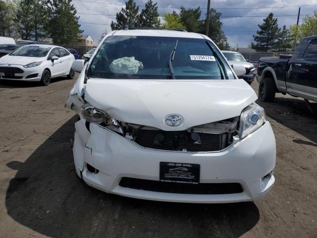 Photo 4 VIN: 5TDJK3DC9FS109356 - TOYOTA SIENNA 4X4 