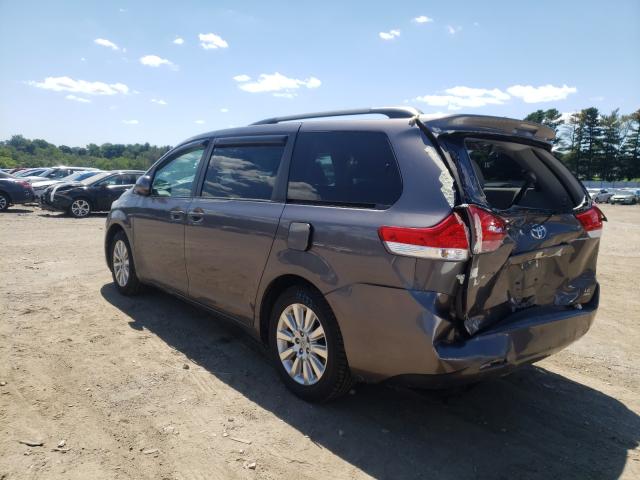 Photo 2 VIN: 5TDJK3DCXBS003251 - TOYOTA SIENNA LE 