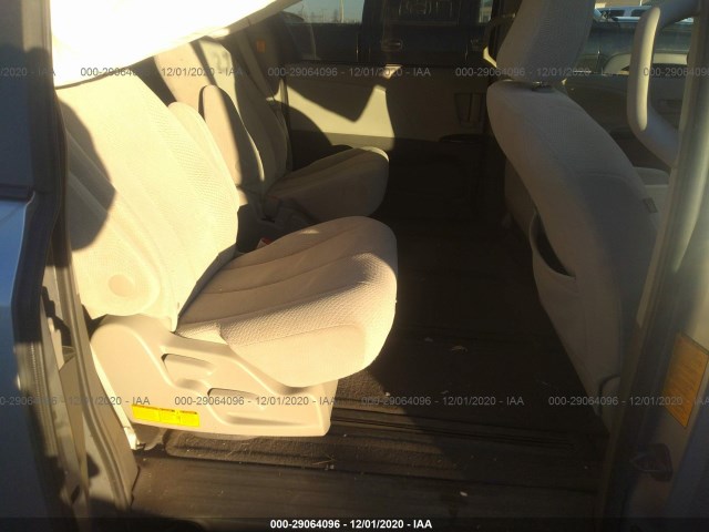 Photo 7 VIN: 5TDJK3DCXBS027680 - TOYOTA SIENNA 