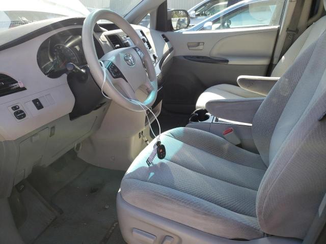 Photo 6 VIN: 5TDJK3DCXCS047848 - TOYOTA SIENNA LE 