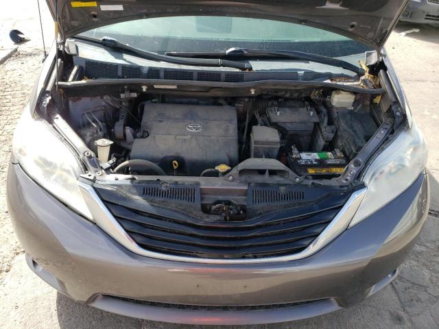 Photo 11 VIN: 5TDJK3DCXDS067955 - TOYOTA SIENNA LE 