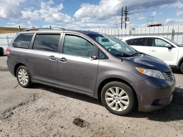 Photo 3 VIN: 5TDJK3DCXDS067955 - TOYOTA SIENNA LE 