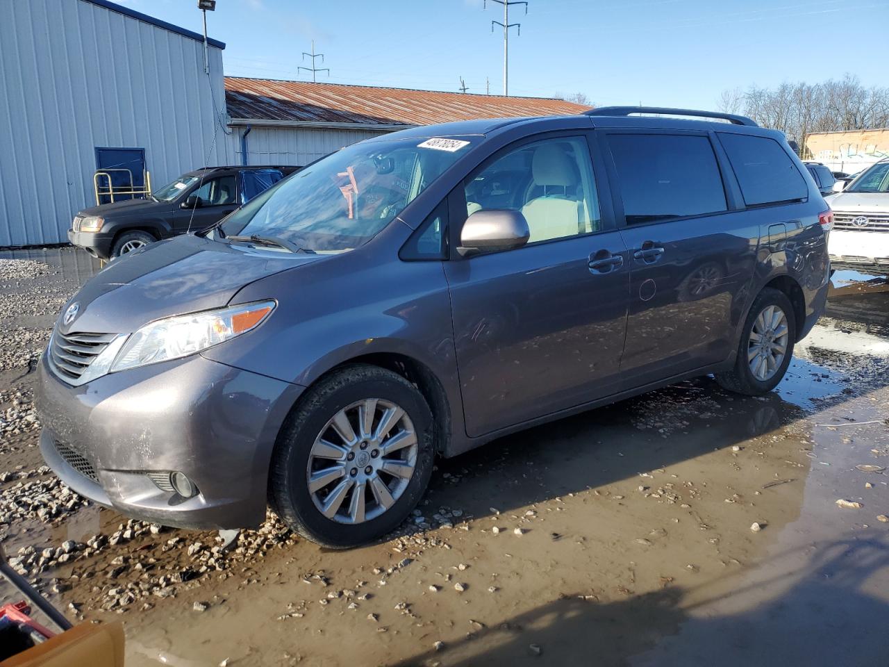 Photo 0 VIN: 5TDJK3DCXES088547 - TOYOTA SIENNA 