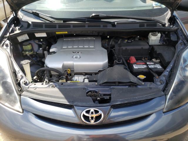 Photo 6 VIN: 5TDJK4CC0AS028665 - TOYOTA SIENNA LE 