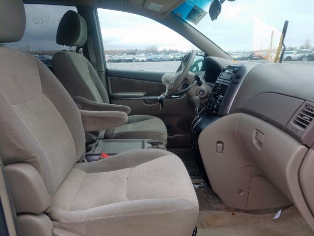 Photo 4 VIN: 5TDJK4CC0AS032537 - TOYOTA SIENNA LE 