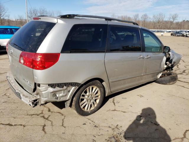 Photo 2 VIN: 5TDJK4CC0AS033591 - TOYOTA SIENNA LE 