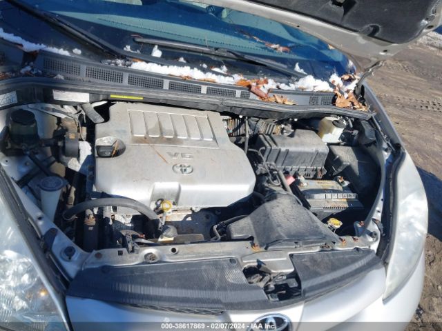 Photo 9 VIN: 5TDJK4CC1AS031820 - TOYOTA SIENNA 