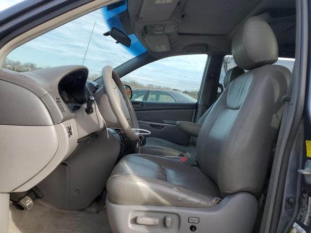 Photo 6 VIN: 5TDJK4CC1AS033874 - TOYOTA SIENNA LE 