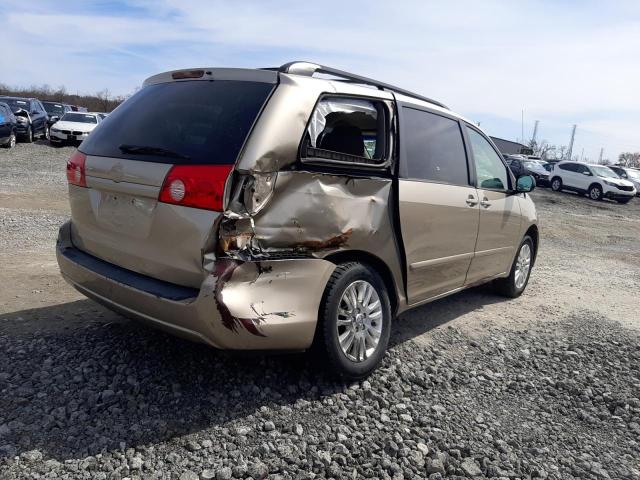 Photo 2 VIN: 5TDJK4CC4AS030824 - TOYOTA SIENNA LE 