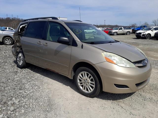 Photo 3 VIN: 5TDJK4CC4AS030824 - TOYOTA SIENNA LE 