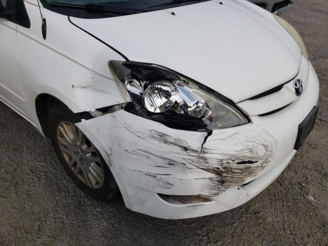 Photo 8 VIN: 5TDJK4CC4AS030919 - TOYOTA SIENNA LE 