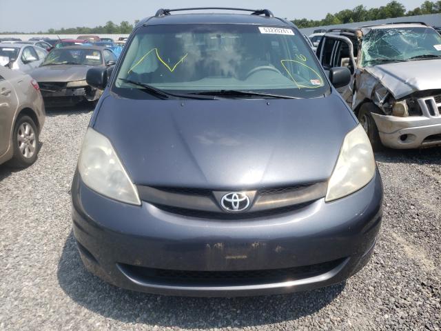 Photo 8 VIN: 5TDJK4CC5AS033179 - TOYOTA SIENNA LE 