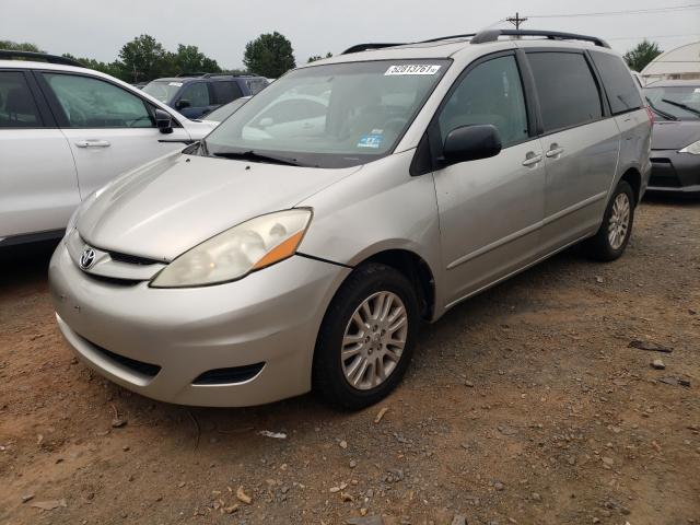 Photo 1 VIN: 5TDJK4CC7AS030493 - TOYOTA SIENNA LE 