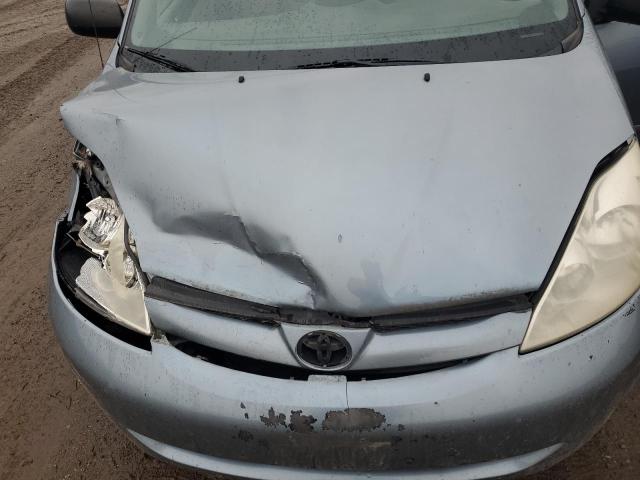 Photo 11 VIN: 5TDJK4CC7AS032504 - TOYOTA SIENNA LE 