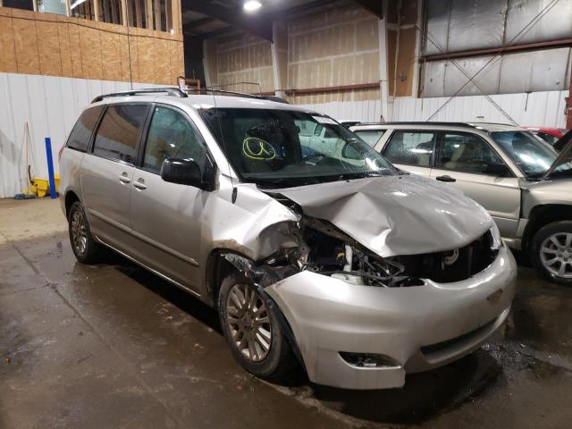 Photo 0 VIN: 5TDJK4CC7AS033474 - TOYOTA SIENNA LE 