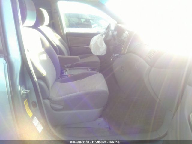 Photo 4 VIN: 5TDJK4CC8AS029840 - TOYOTA SIENNA 