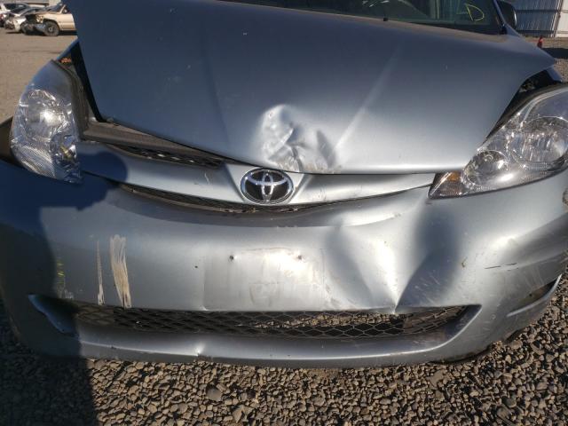 Photo 8 VIN: 5TDJK4CCXAS030102 - TOYOTA SIENNA LE 