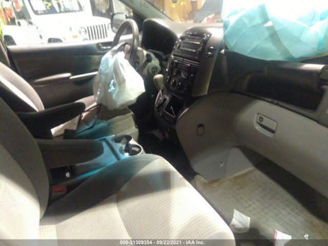 Photo 4 VIN: 5TDJK4CCXAS030391 - TOYOTA SIENNA 