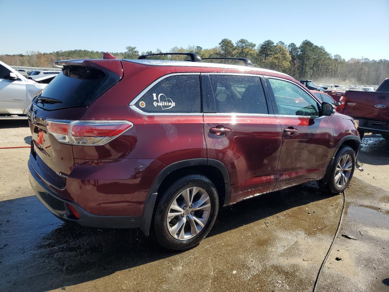 Photo 2 VIN: 5TDJKRFH0FS157291 - TOYOTA HIGHLANDER 