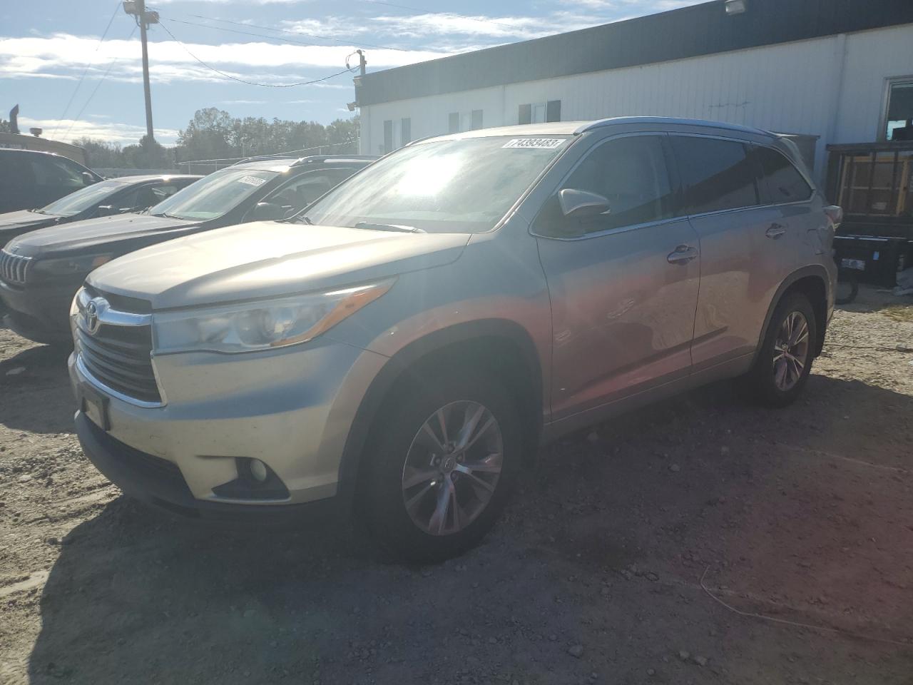 Photo 0 VIN: 5TDJKRFH1ES008581 - TOYOTA HIGHLANDER 