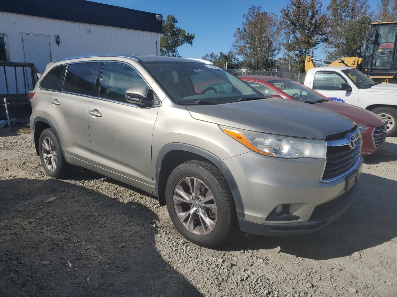 Photo 3 VIN: 5TDJKRFH1ES008581 - TOYOTA HIGHLANDER 