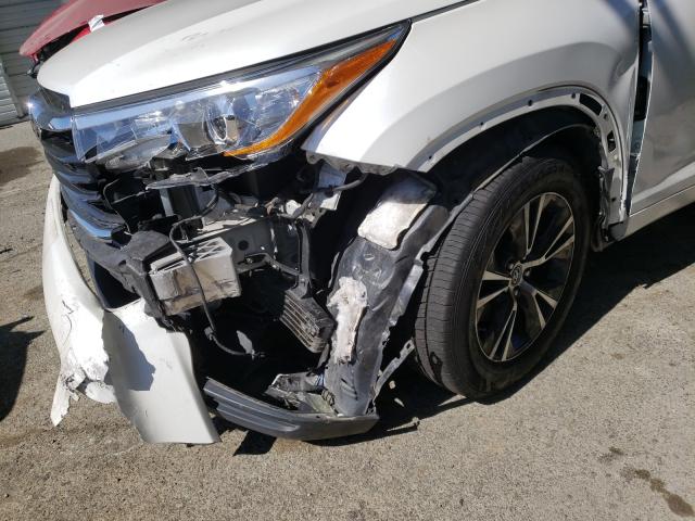 Photo 8 VIN: 5TDJKRFH1GS298310 - TOYOTA HIGHLANDER 