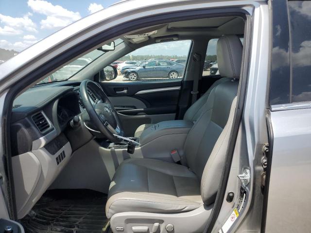 Photo 6 VIN: 5TDJKRFH1GS319043 - TOYOTA HIGHLANDER 