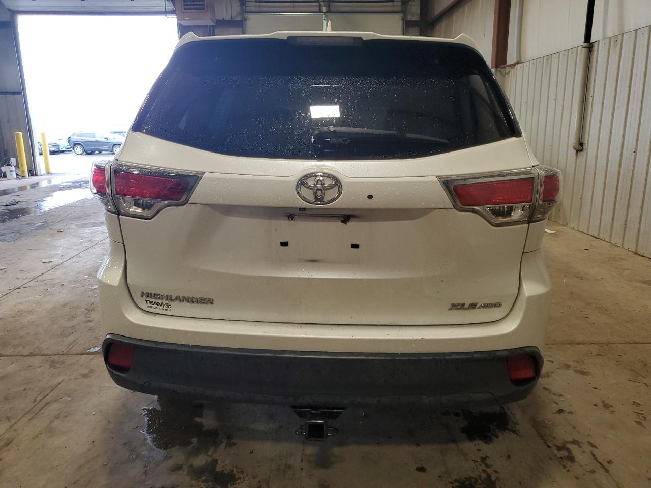 Photo 5 VIN: 5TDJKRFH2ES069079 - TOYOTA HIGHLANDER 