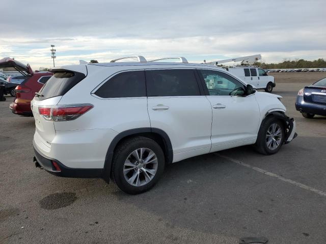 Photo 2 VIN: 5TDJKRFH3FS102186 - TOYOTA HIGHLANDER 