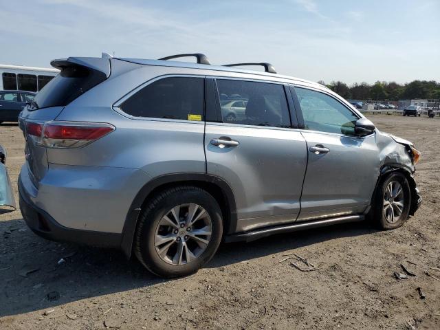 Photo 2 VIN: 5TDJKRFH3FS114077 - TOYOTA HIGHLANDER 