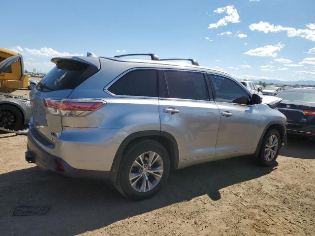 Photo 2 VIN: 5TDJKRFH3FS141828 - TOYOTA HIGHLANDER 