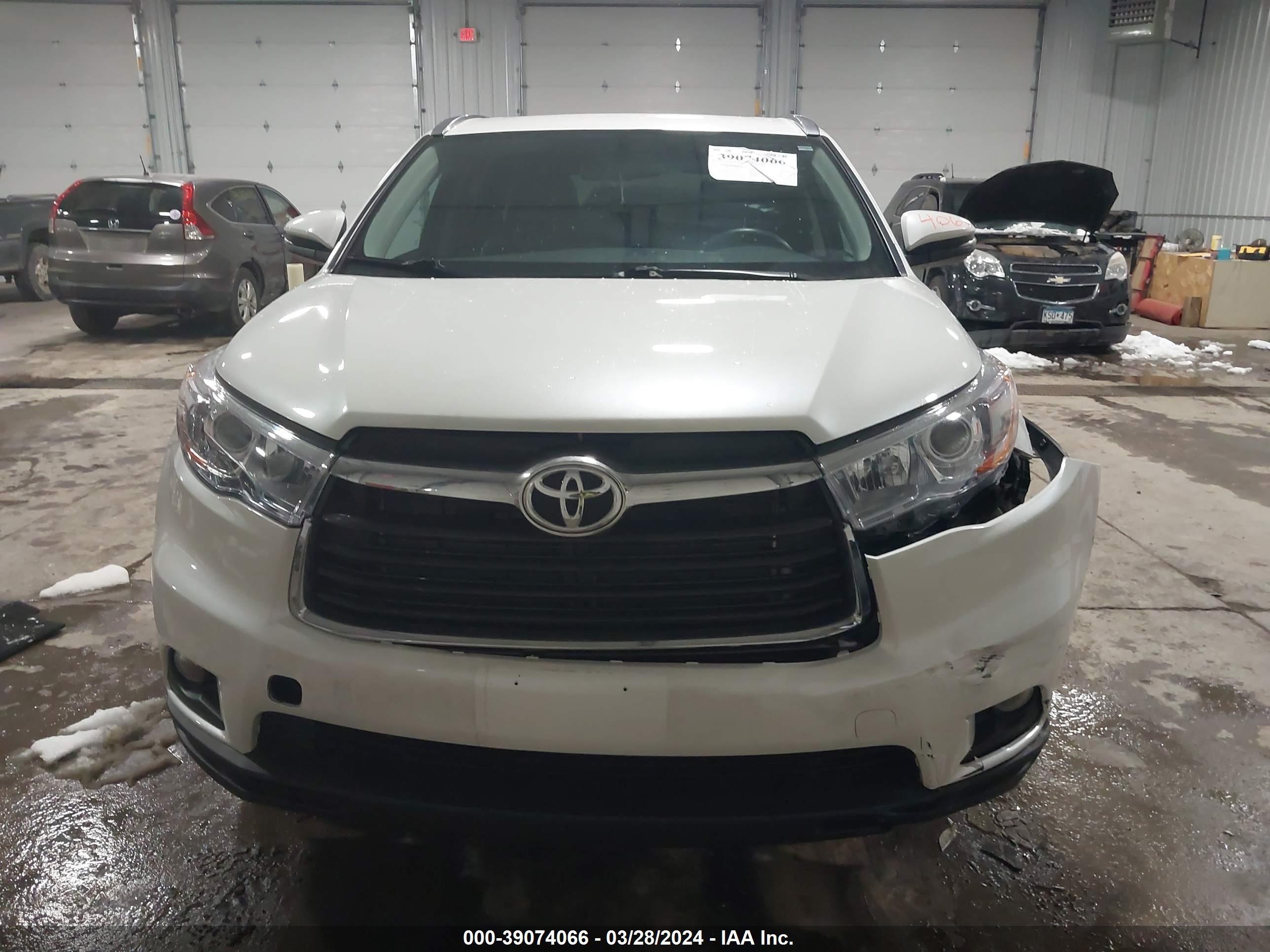 Photo 11 VIN: 5TDJKRFH3GS290662 - TOYOTA HIGHLANDER 