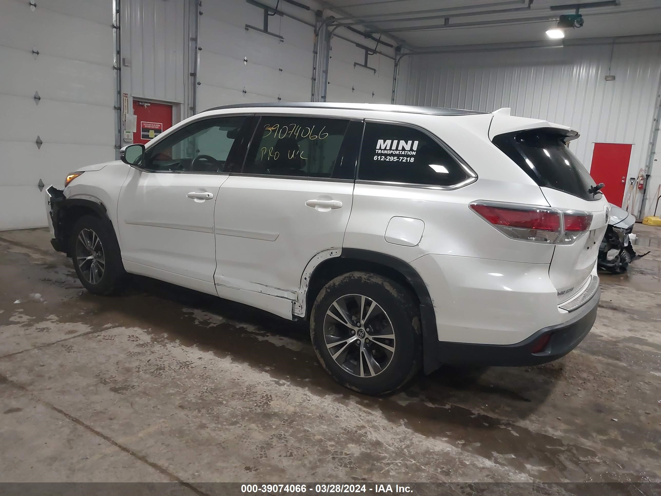 Photo 2 VIN: 5TDJKRFH3GS290662 - TOYOTA HIGHLANDER 