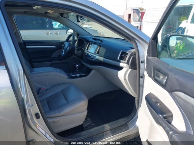 Photo 4 VIN: 5TDJKRFH4FS089884 - TOYOTA HIGHLANDER 