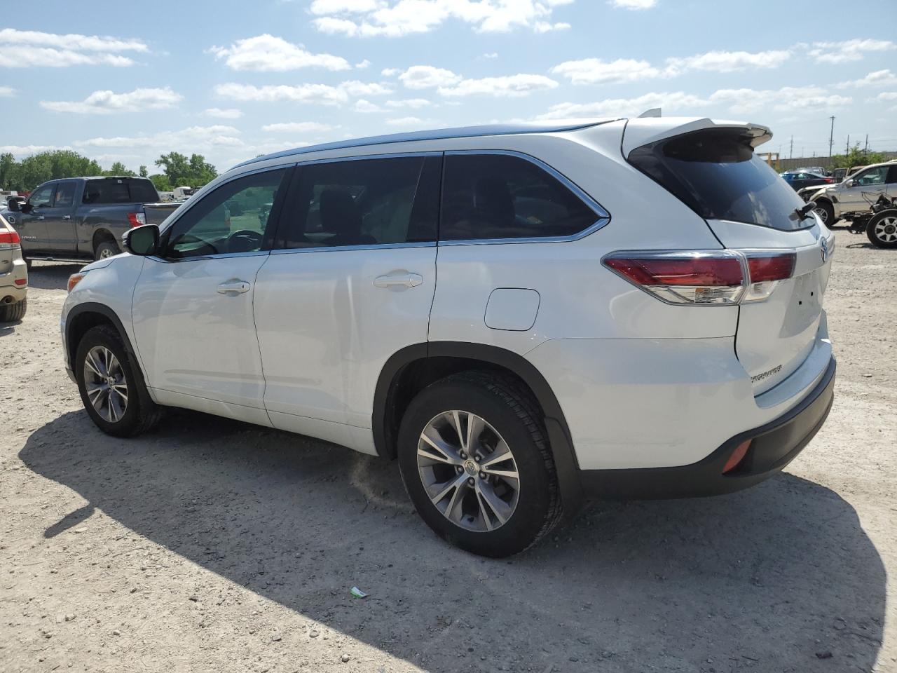 Photo 1 VIN: 5TDJKRFH4FS127162 - TOYOTA HIGHLANDER 