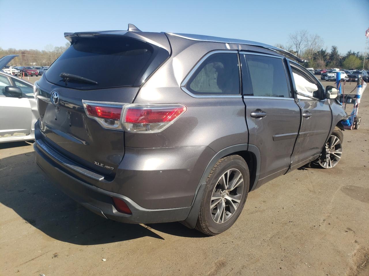 Photo 2 VIN: 5TDJKRFH4GS281369 - TOYOTA HIGHLANDER 