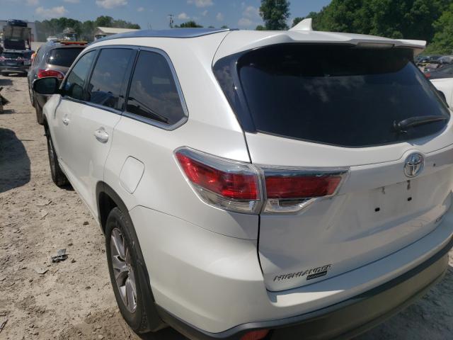 Photo 2 VIN: 5TDJKRFH5FS084189 - TOYOTA HIGHLANDER 