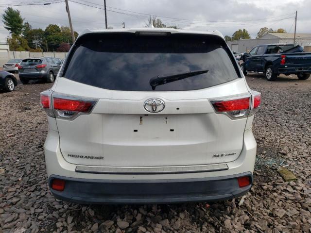 Photo 5 VIN: 5TDJKRFH5FS211992 - TOYOTA HIGHLANDER 