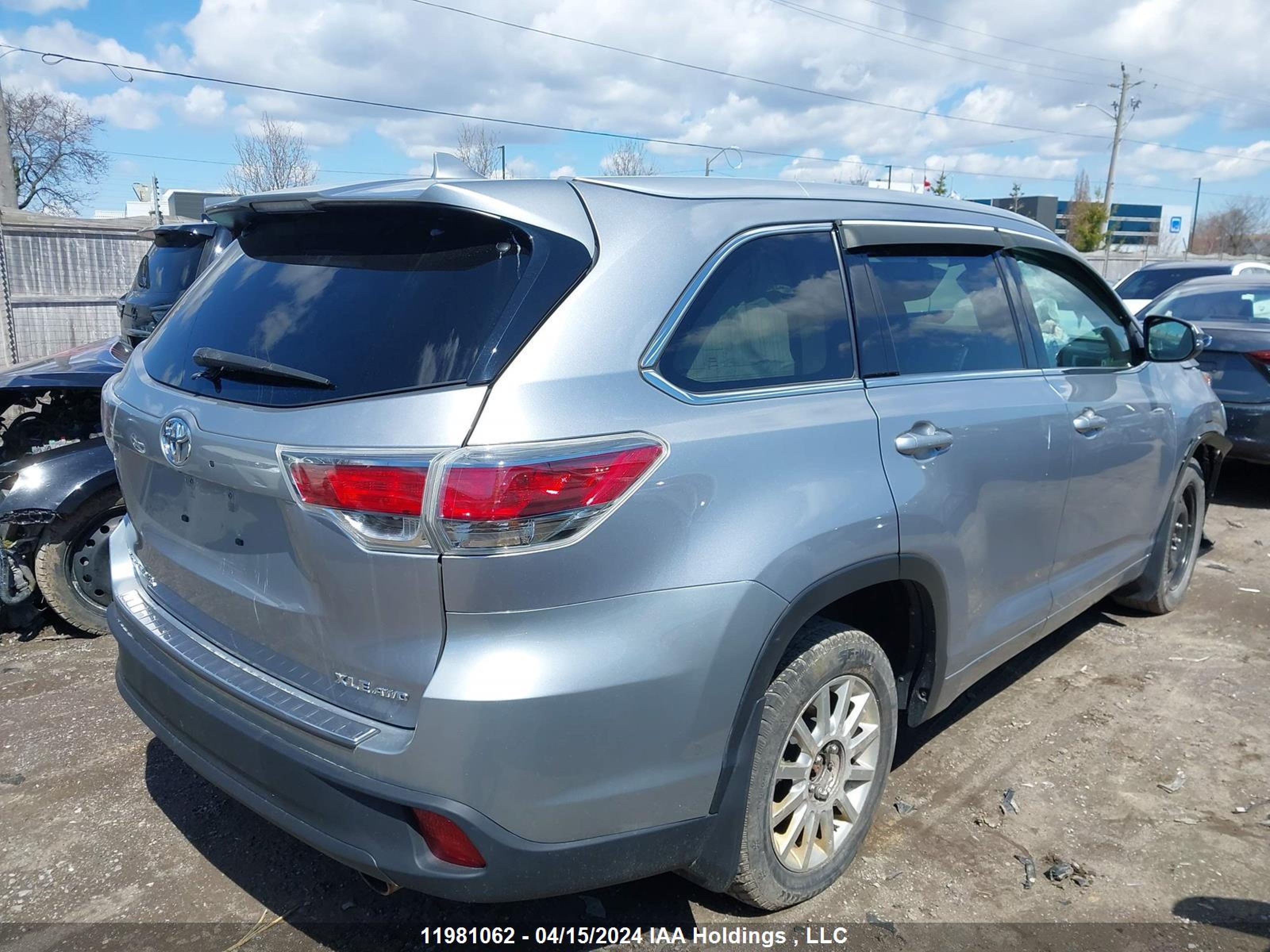 Photo 3 VIN: 5TDJKRFH5GS341188 - TOYOTA HIGHLANDER 