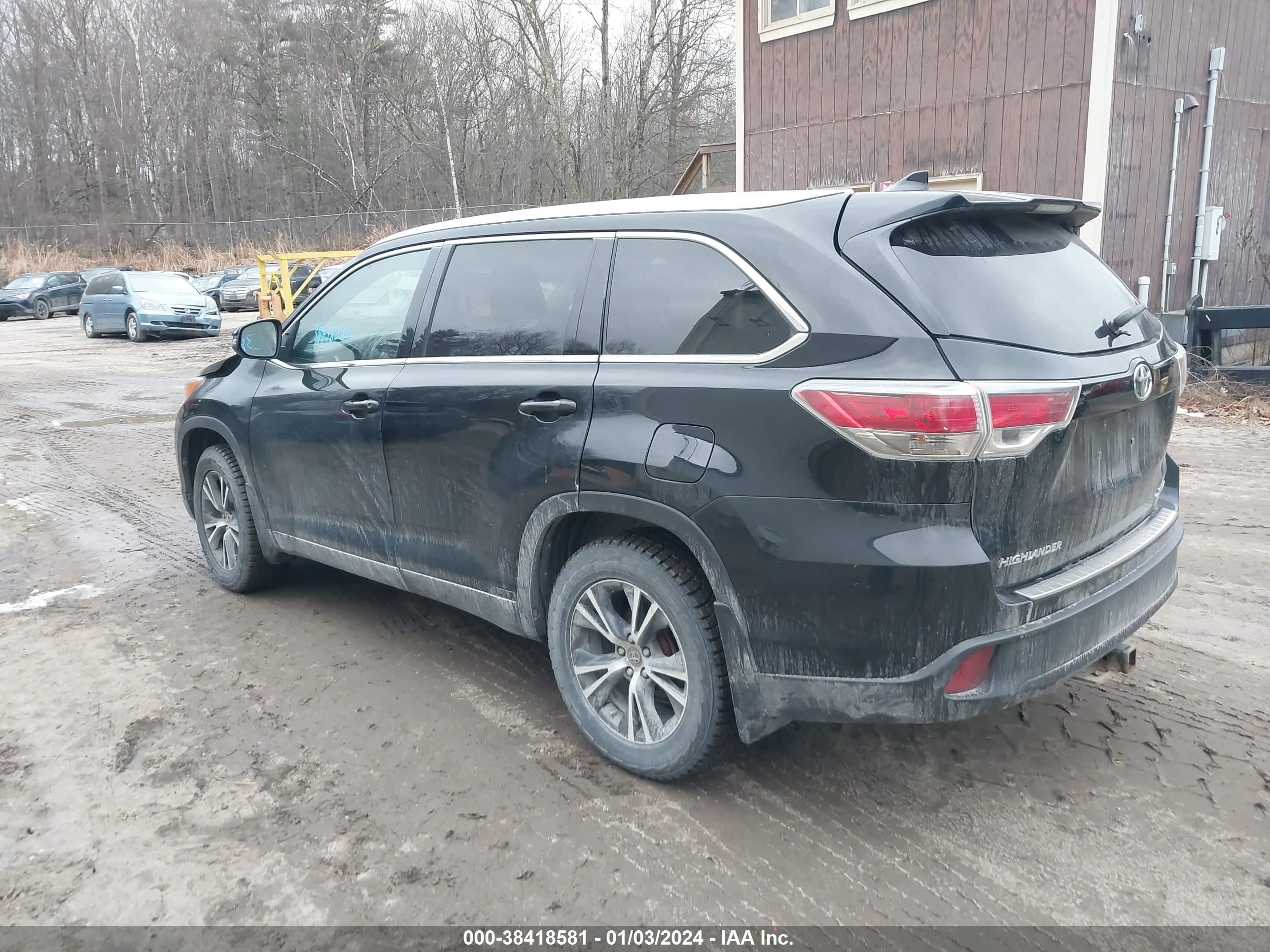 Photo 2 VIN: 5TDJKRFH6GS500574 - TOYOTA HIGHLANDER 