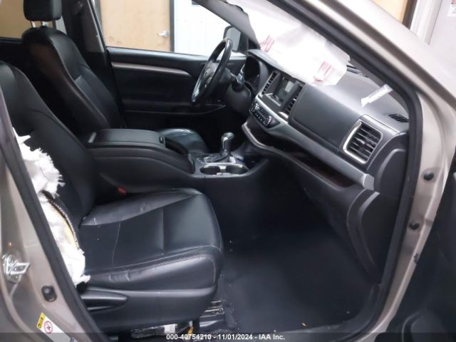 Photo 4 VIN: 5TDJKRFH8GS277888 - TOYOTA HIGHLANDER 