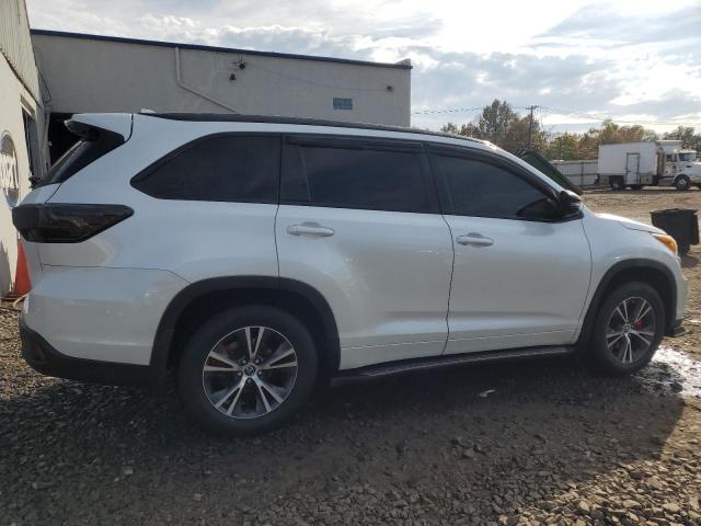 Photo 2 VIN: 5TDJKRFH8GS321713 - TOYOTA HIGHLANDER 