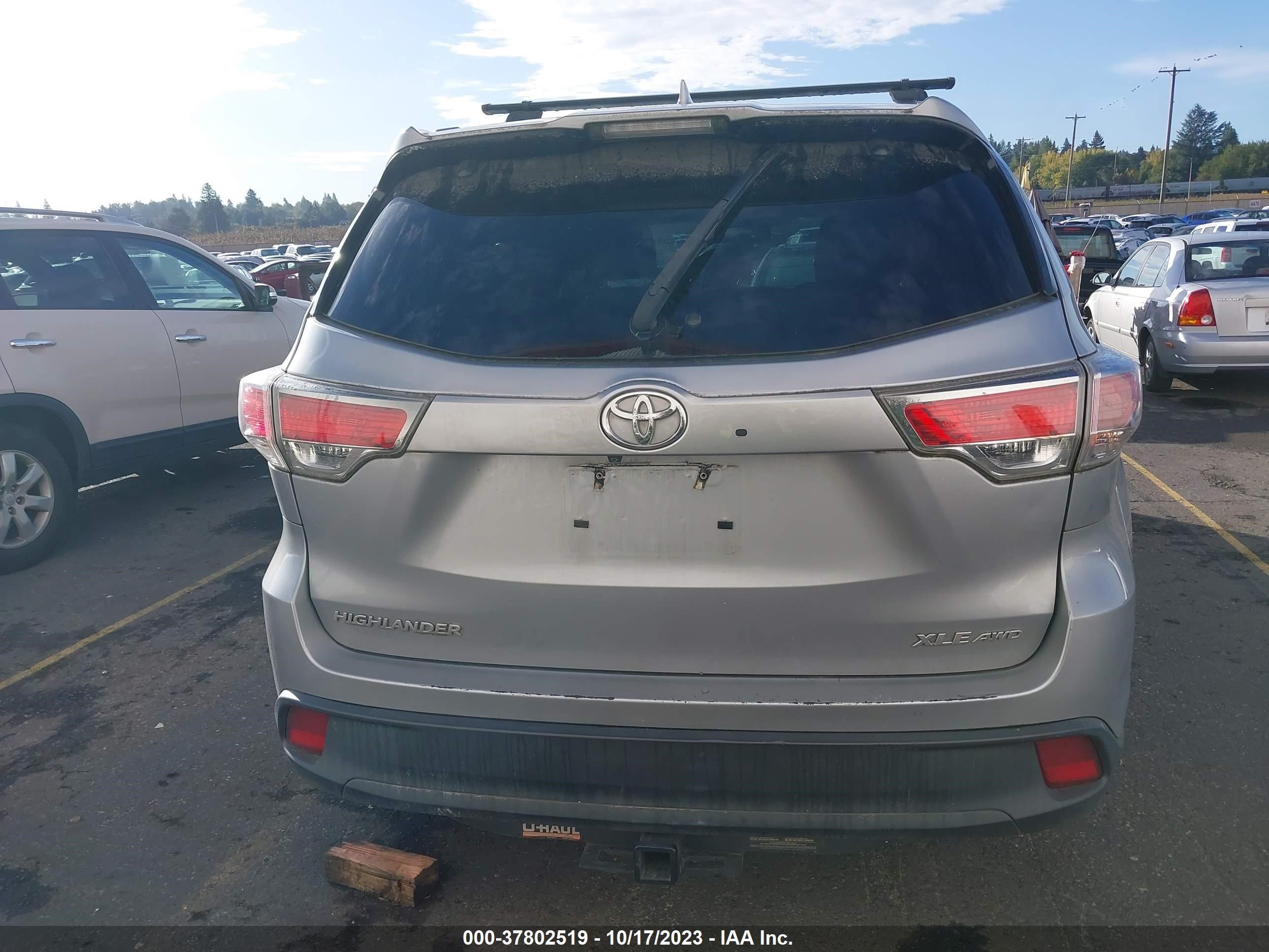 Photo 15 VIN: 5TDJKRFH9FS150467 - TOYOTA HIGHLANDER 