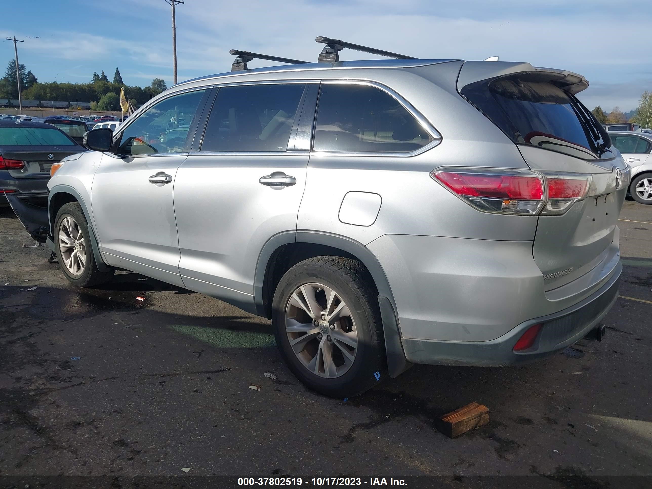 Photo 2 VIN: 5TDJKRFH9FS150467 - TOYOTA HIGHLANDER 