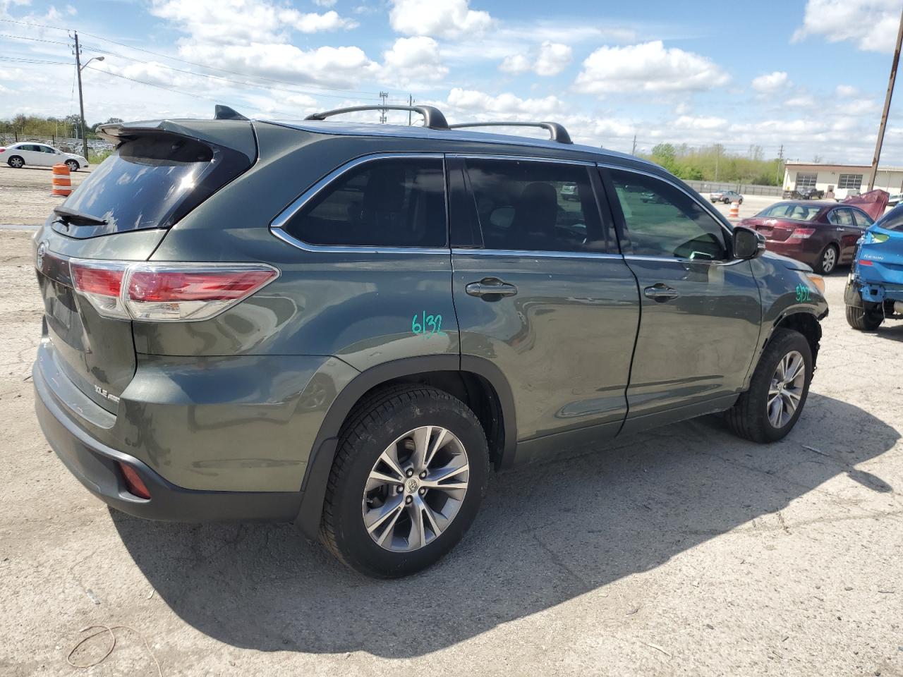 Photo 2 VIN: 5TDJKRFHXES059285 - TOYOTA HIGHLANDER 