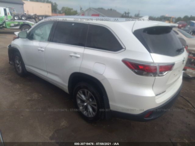 Photo 2 VIN: 5TDJKRFHXFS108163 - TOYOTA HIGHLANDER 