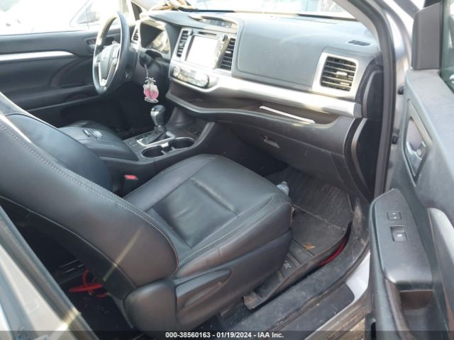 Photo 4 VIN: 5TDJKRFHXGS311698 - TOYOTA HIGHLANDER 