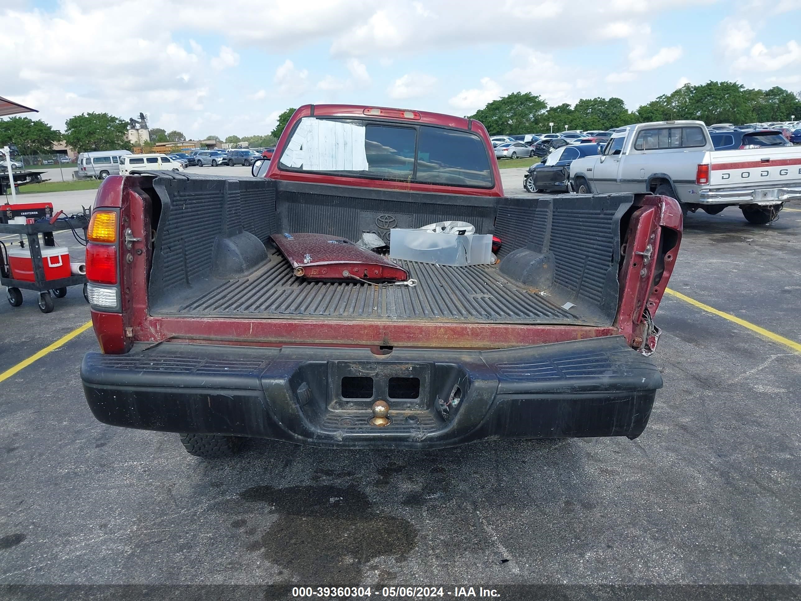 Photo 16 VIN: 5TDJN32182S258983 - TOYOTA TUNDRA 