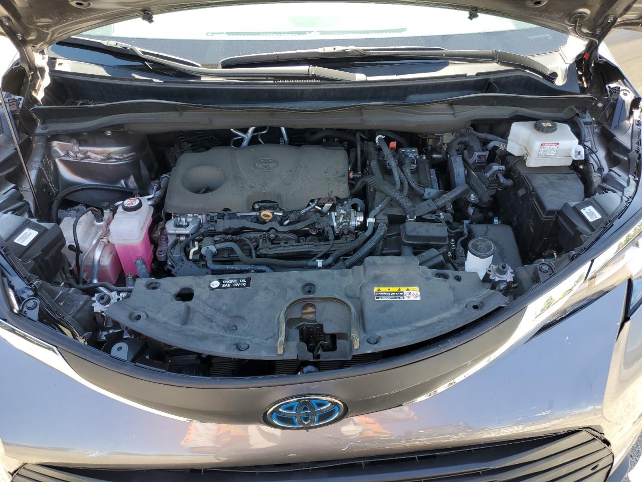 Photo 11 VIN: 5TDJRKEC0NS114528 - TOYOTA SIENNA 